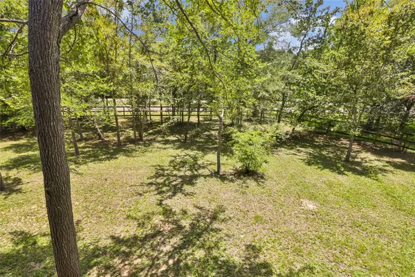 31 Timber Cove LN, Coldspring, TX 77331