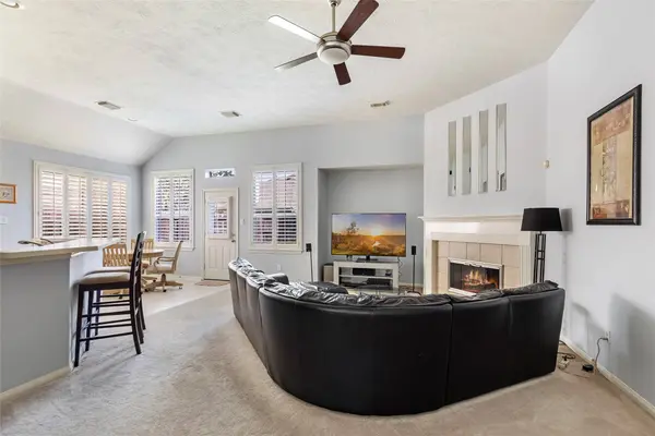 26924 Manor Falls DR, Kingwood, TX 77339