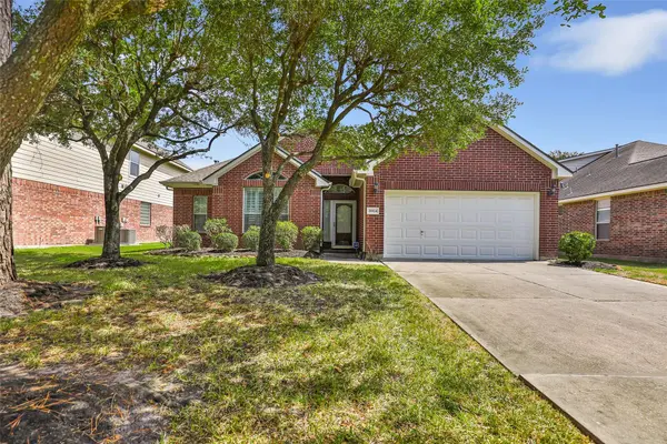 26924 Manor Falls DR