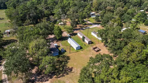 465 County Road 3181, Cleveland, TX 77327