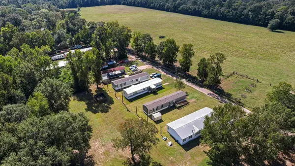 465 County Road 3181, Cleveland, TX 77327