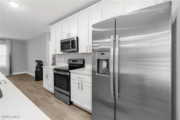 2849 NW 3rd ST, Cape Coral, FL 33993