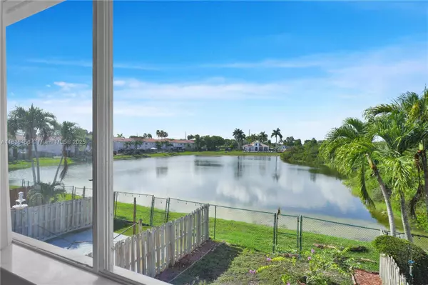 14815 SW 9th Ln, Miami, FL 33194