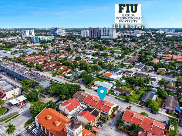 Aerial view of Sweetwater Miami townhouse community near FIU, Florida’s Turnpike, and shopping centers, highlighting prime location just 1 mile from campus.