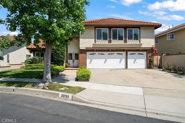 23761 Singapore Street, Mission Viejo, CA 92691