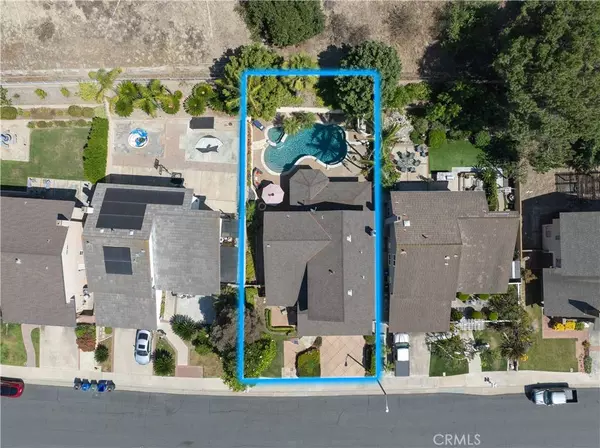 25572 Orchard Rim Ln, Lake Forest, CA 92630