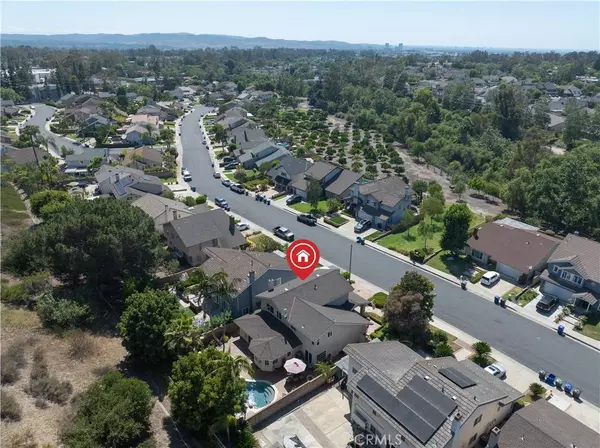 25572 Orchard Rim Ln, Lake Forest, CA 92630