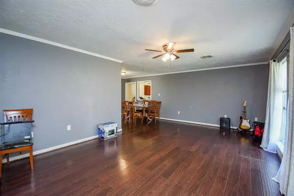 1905 Tennessee ST, Baytown, TX 77520