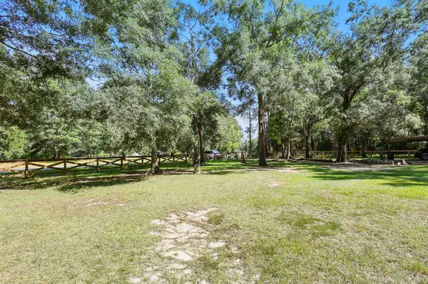 5442 Woodland DR, Orange, TX 77632