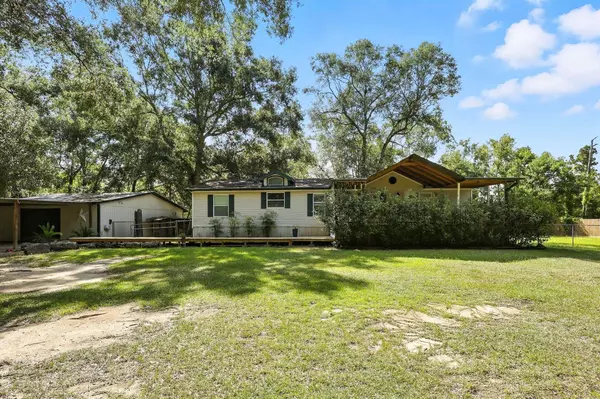 5442 Woodland DR, Orange, TX 77632