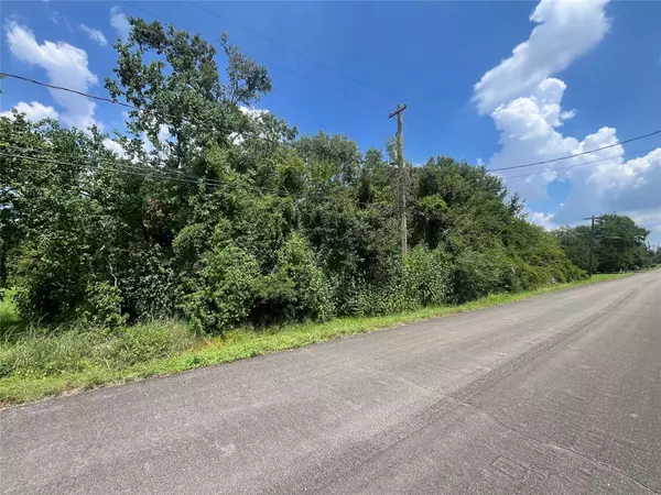 0 W Shreck AVE, Baytown, TX 77520