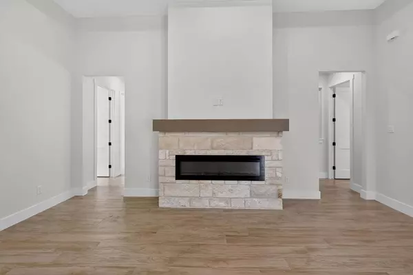 16107 Long Boat CT, Crosby, TX 77532