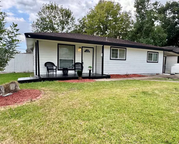 2708 Morningside LN, Pasadena, TX 77506