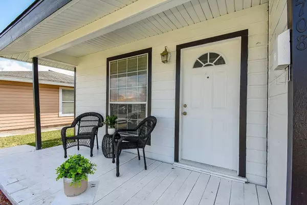 2708 Morningside LN, Pasadena, TX 77506