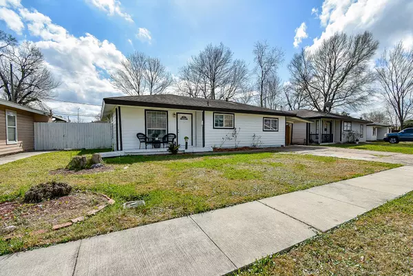 2708 Morningside LN, Pasadena, TX 77506