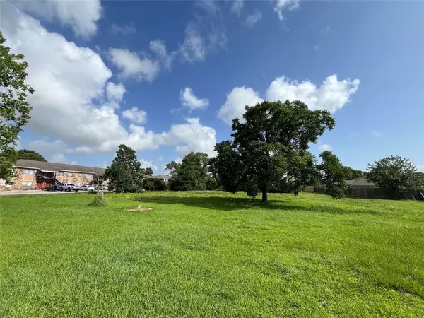 0 N 2nd ST, La Porte, TX 77571