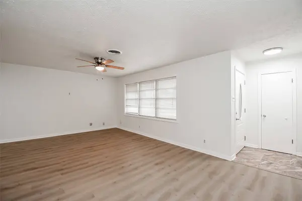 731 Dunwick LN, Pasadena, TX 77502