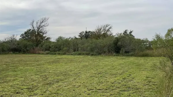 0 Bastrop ST, Angleton, TX 77515