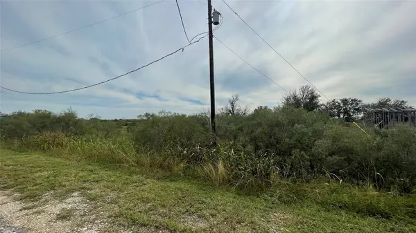 0 Bastrop ST, Angleton, TX 77515