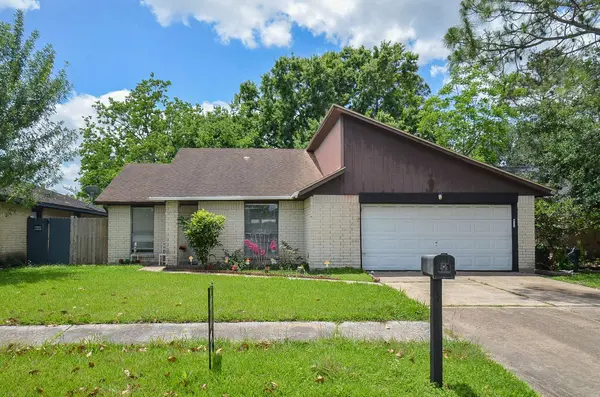 10418 Sagestar LN, Houston, TX 77089