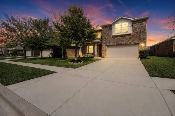 8207 Running Brook LN, Richmond, TX 77469