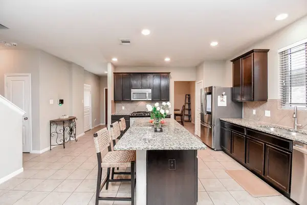 8207 Running Brook LN, Richmond, TX 77469