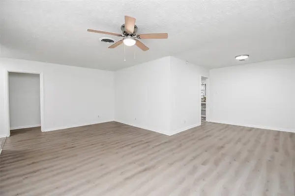 731 Dunwick LN, Pasadena, TX 77502