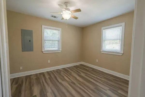 1021 Baker ST, Fort Worth, TX 76104