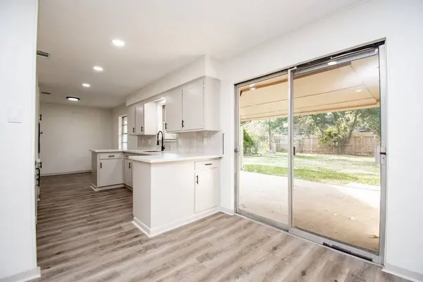 729 Arbor DR, Deer Park, TX 77536