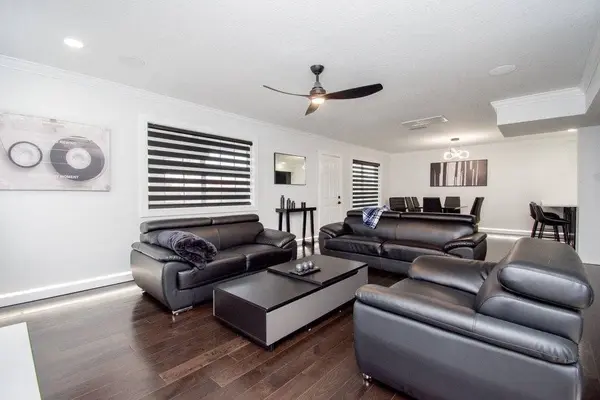 10551 Kirkgreen DR, Houston, TX 77089