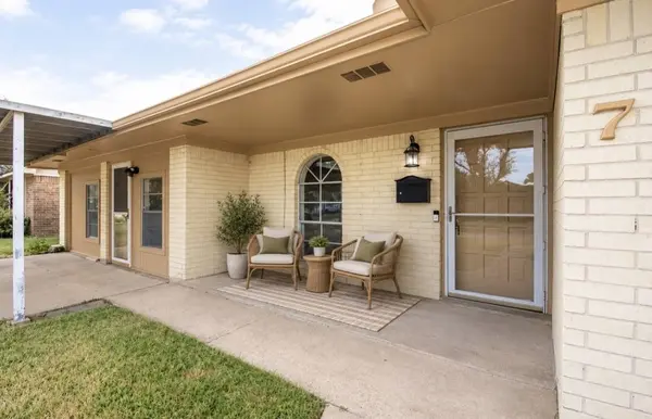 729 Arbor DR, Deer Park, TX 77536