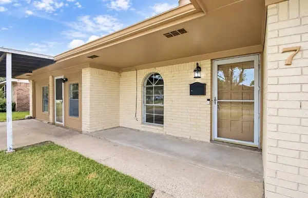 729 Arbor DR, Deer Park, TX 77536