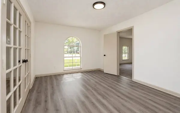 729 Arbor DR, Deer Park, TX 77536
