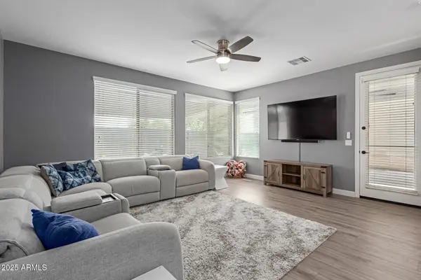 14535 W Port Royale Ln, Surprise, AZ 85379-8554