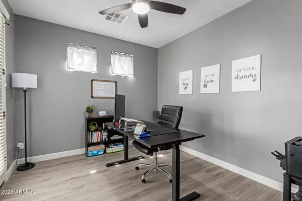 14535 W Port Royale Ln, Surprise, AZ 85379-8554