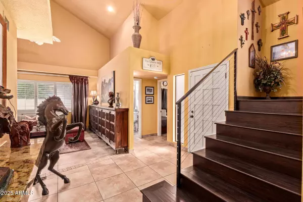 4826 E BLANCHE Drive, Scottsdale, AZ 85254