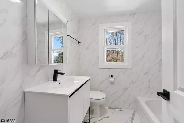 44 Newton Sparta Rd, Andover Twp., NJ 07860