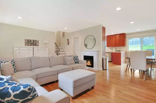 29 Black Oak Dr, Vernon Twp., NJ 07462