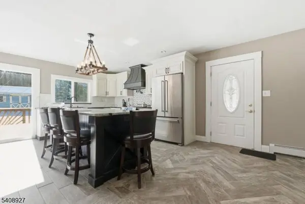 1 Old Dingman Rd, Sandyston Twp., NJ 07851