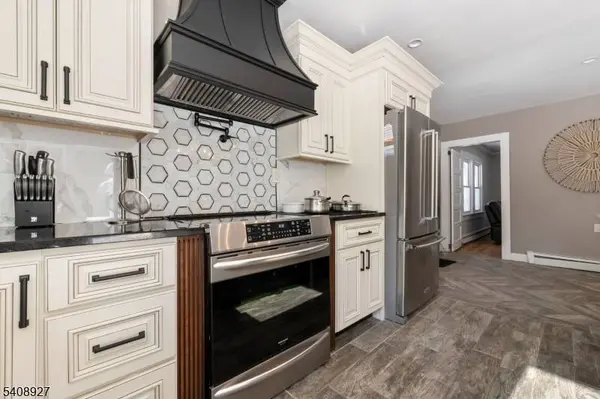 1 Old Dingman Rd, Sandyston Twp., NJ 07851