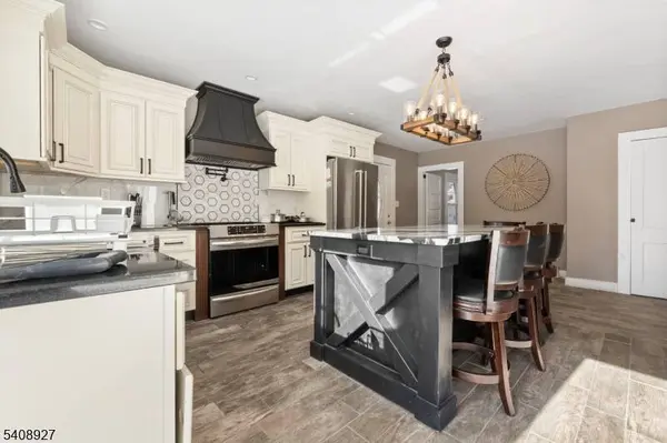 1 Old Dingman Rd, Sandyston Twp., NJ 07851