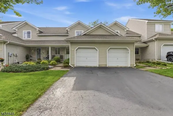16 Pale Star Ct, Hardyston Twp., NJ 07419