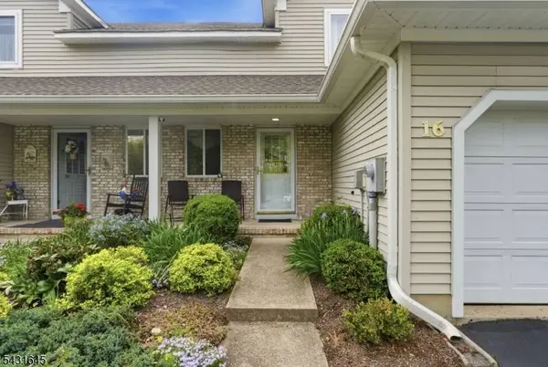 16 Pale Star Ct, Hardyston Twp., NJ 07419