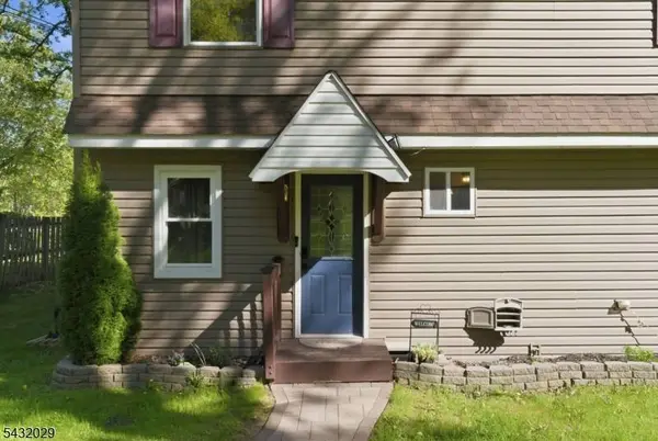 931 Plymouth Lake Dr, Stillwater Twp., NJ 07860