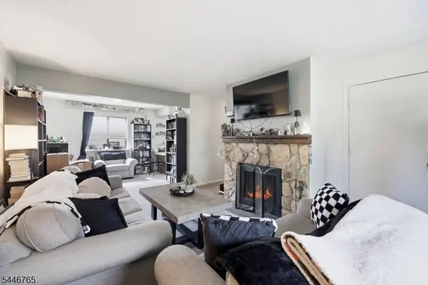 17 Great Gorge Ter, Vernon Twp., NJ 07462