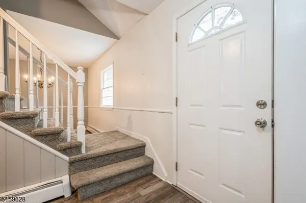 2 Elder Dr, Morristown, NJ 07960-2805