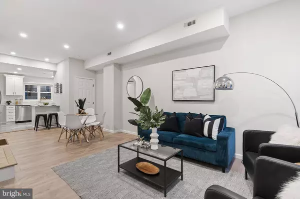 526 WINTON ST, Philadelphia, PA 19148