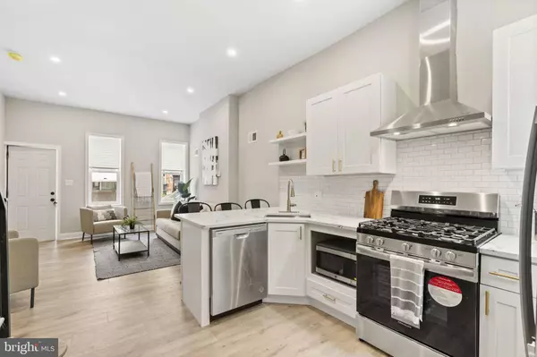 2571 CORAL ST, Philadelphia, PA 19125