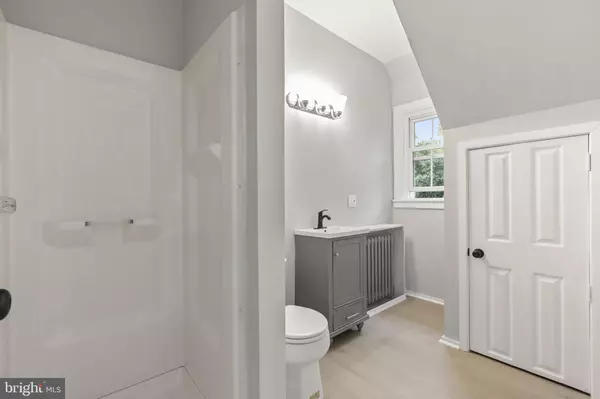 216 COLLINGDALE AVE #4, Darby, PA 19023