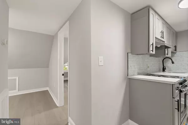 216 COLLINGDALE AVE #5, Collingdale, PA 19023